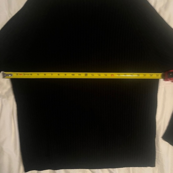 Men’s Black Ribbed Crewneck Sweater - Picture 4 of 7